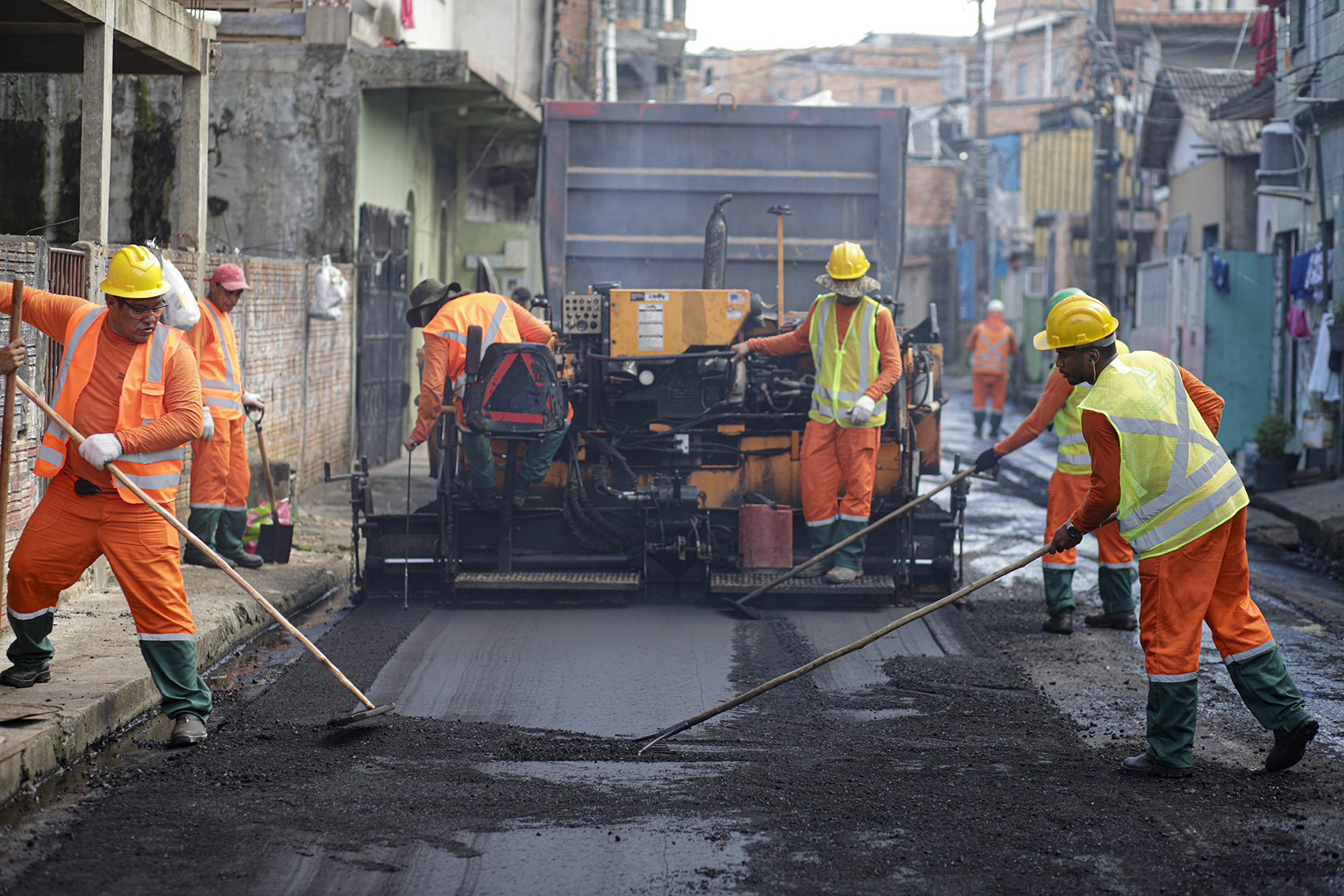 Governo do AM e Prefeitura de Manicoré firmam convênio de R$ 6,8 milhões para recuperação de vias
