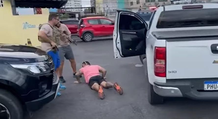 Vídeo: marido de delegada é preso por estelionato no AM