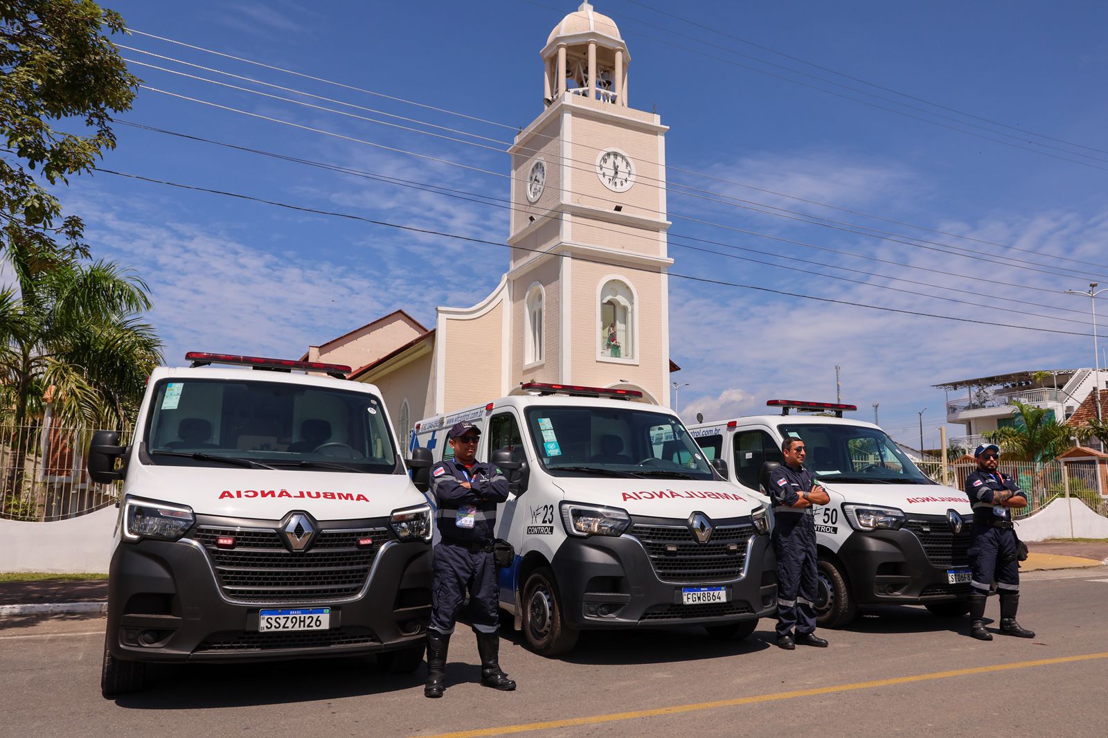 Ambulâncias chegam a Parintins para reforçar estrutura de saúde durante o Festival