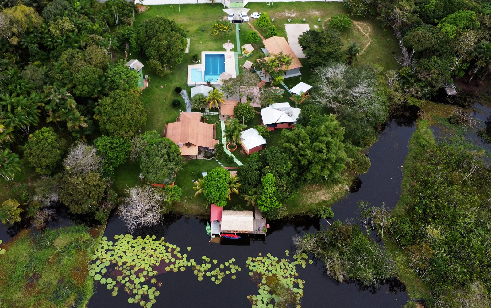 Parintins 2023: Criançada também tem diversão na ilha da magia