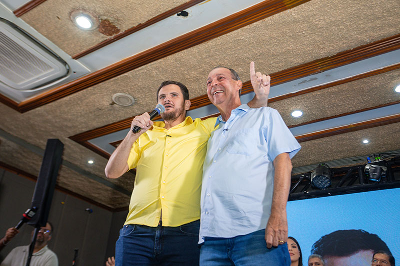 2º turno:  Renato Junior declara apoio a eleição de Omar Aziz