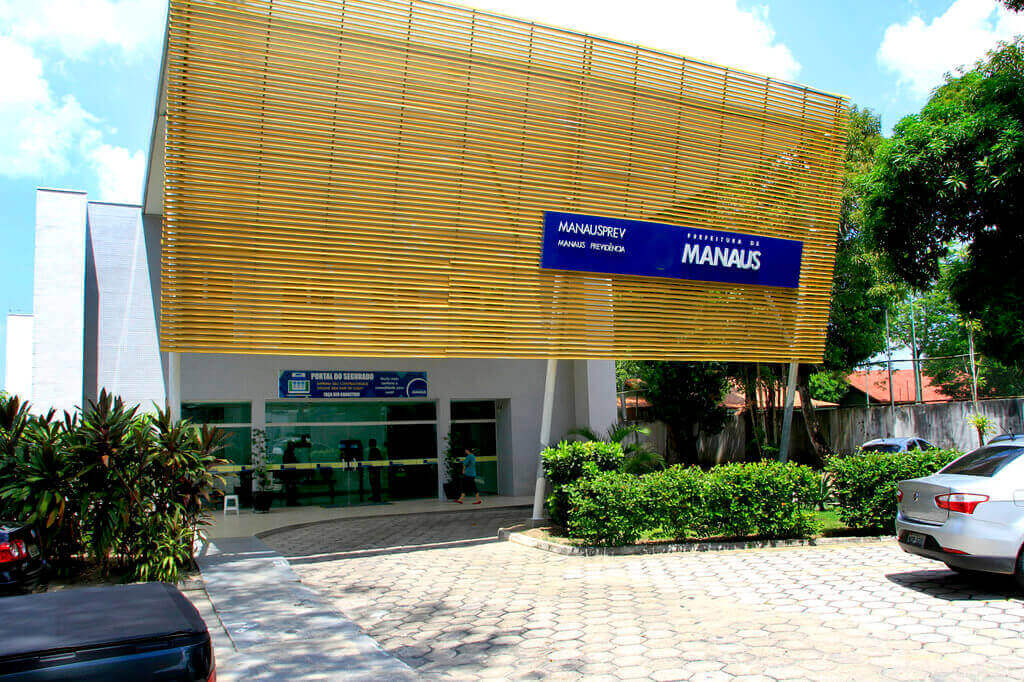 Concurso ManausPrev: edital oferece 17 vagas com salários de até R$ 9,1 mil