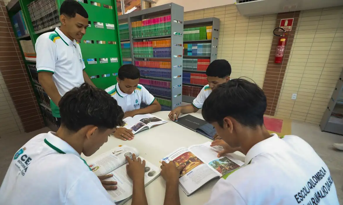 Pé-de-Meia: pagamento da sexta parcela começa nesta segunda-feira