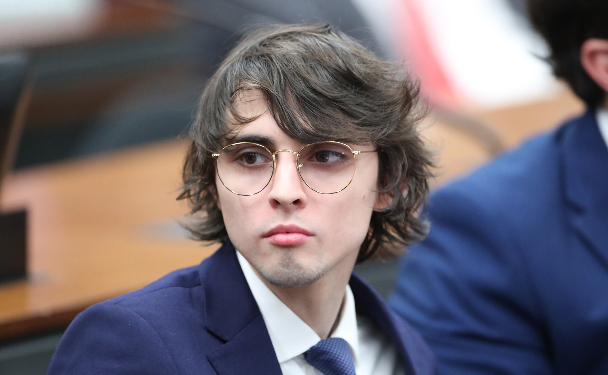 Eleições 2024: Pontual Pesquisa mostra Amom na liderança para a Prefeitura de Manaus