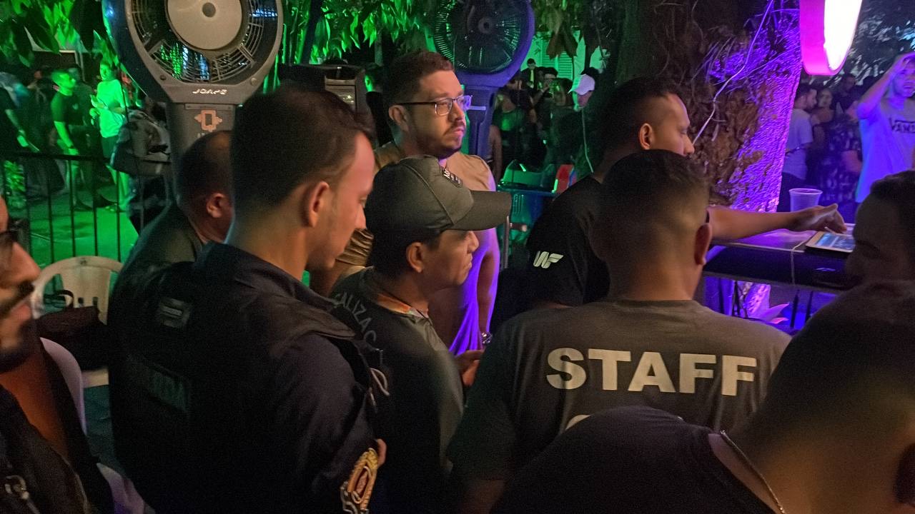 Fiscalização interdita três estabelecimentos em Manaus