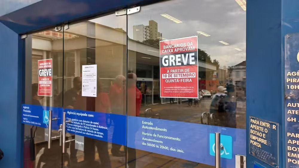 Servidores da Caixa, Banco do Brasil e do Basa entram em greve no Amazonas