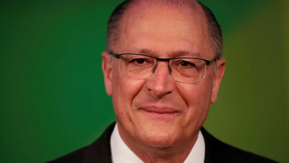 Alckmin diz que Lula pediu suspensão de tarifa de 40% a Trump e que Rubio não é problema