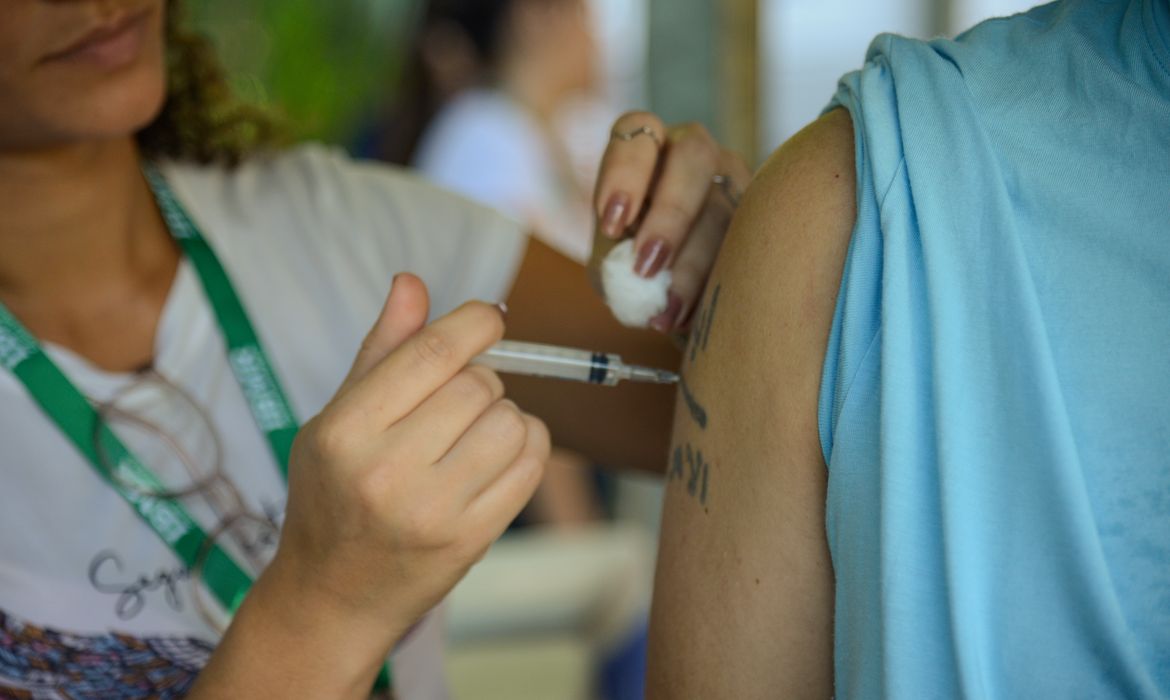 País terá Dia D de Multivacinação neste sábado (22)