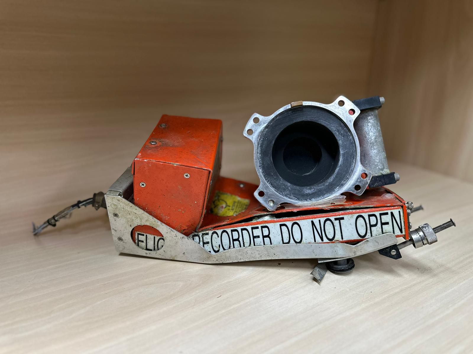 Caixas-pretas gravaram vozes da cabine durante queda do avião em SP