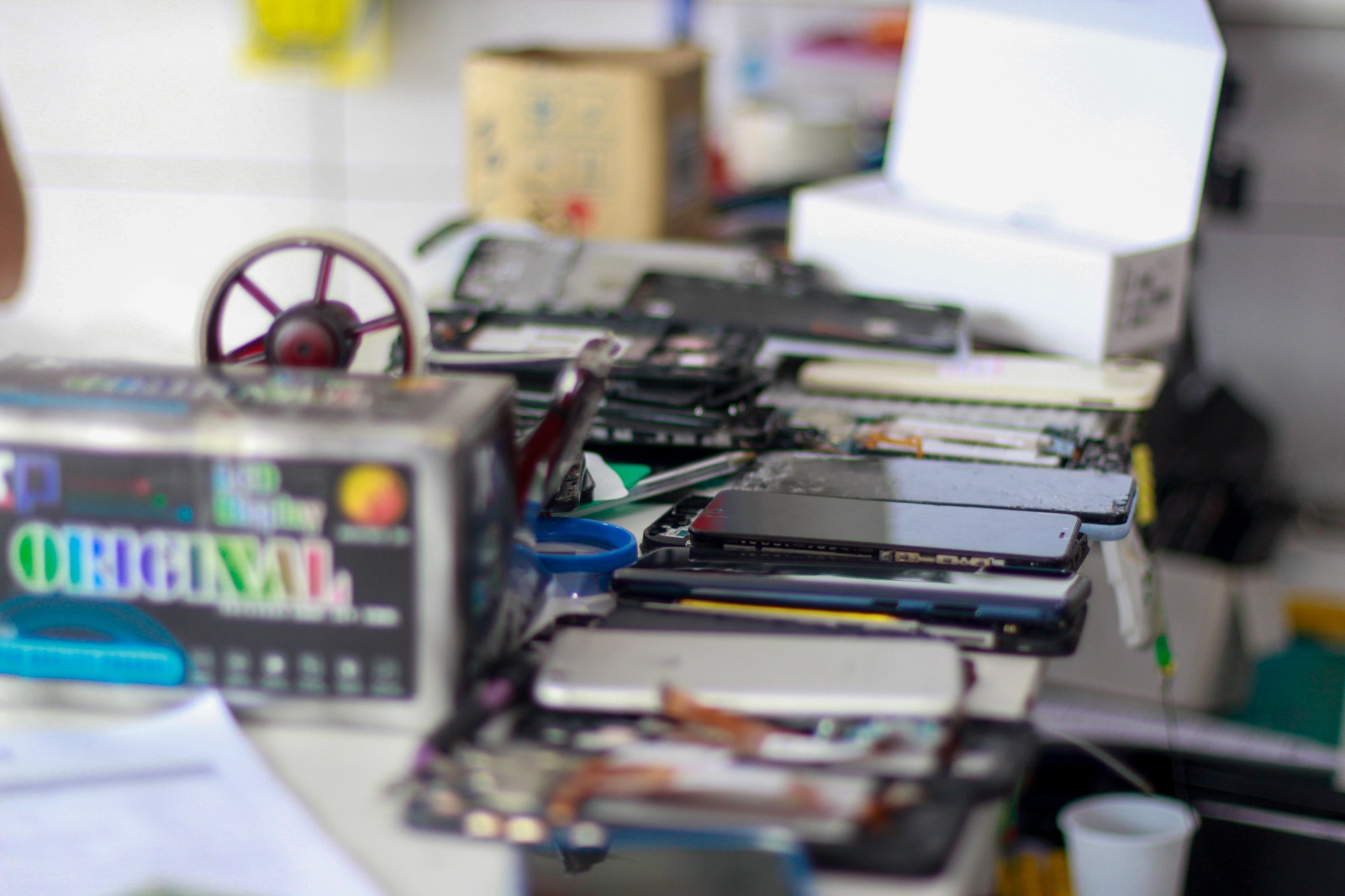 Roubo de celulares cai 21% no AM em dez meses; mais de 6 mil aparelhos foram recuperados