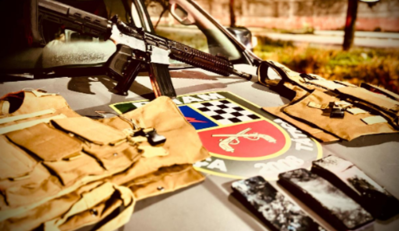 Grupo é preso com fuzil e granada no Santa Etelvina