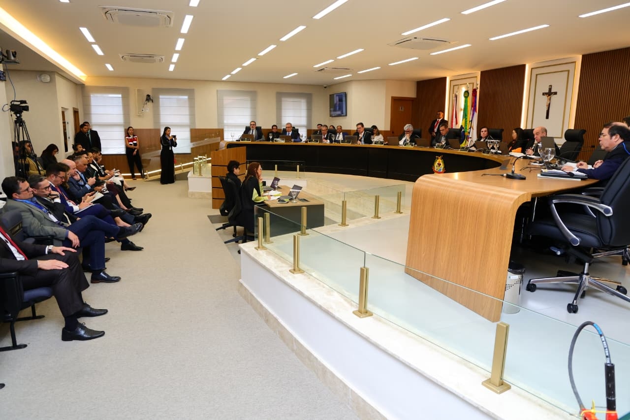 TCE-AM mantém condenação e multas contra gestores de Envira, Nova Olinda e Barcelos