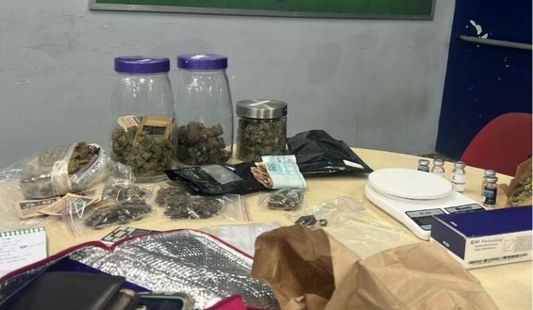 Vídeo: casal é preso ao fazer delivery de drogas no Dom Pedro