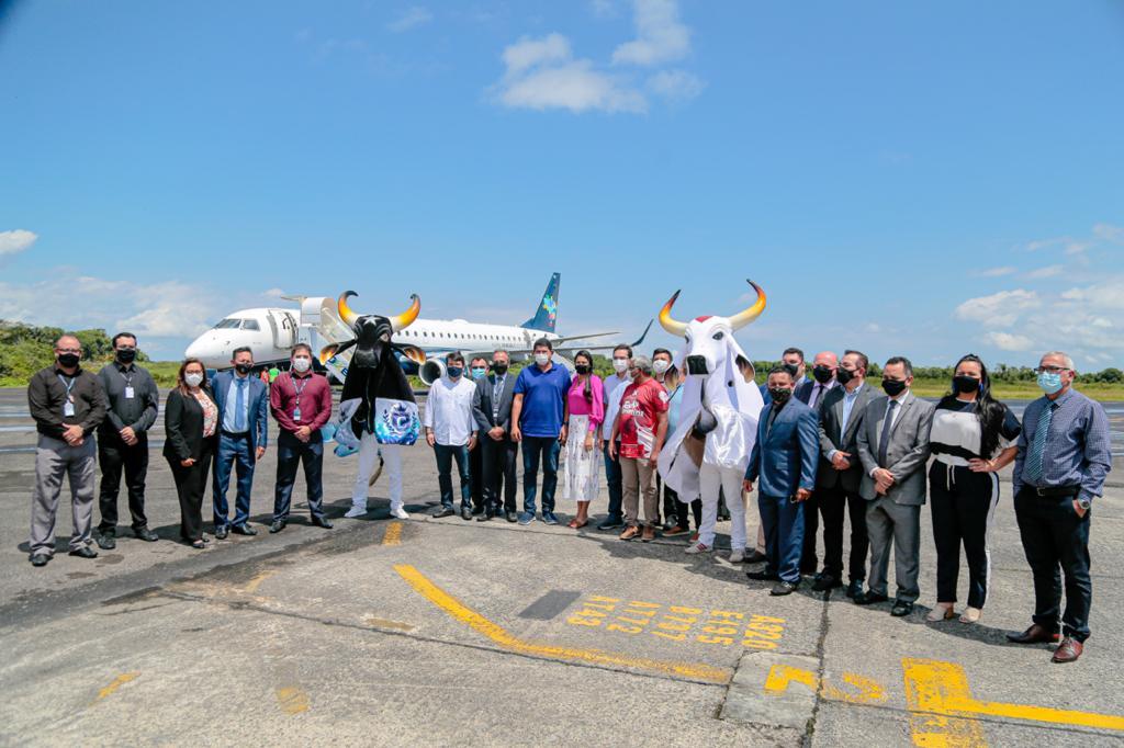 Azul colocará mais voos em Parintins do que na ponte aérea, noticia Folha