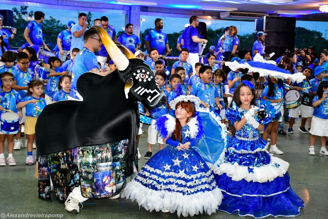 Bar do Boizinho celebra 26 anos e estreia espaço para receber mini-itens apaixonados pelo Caprichoso