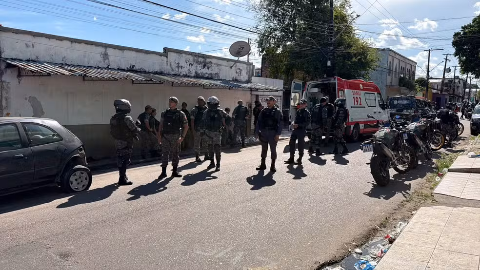 Homem é baleado após apontar arma de brinquedo para policiais em Manaus