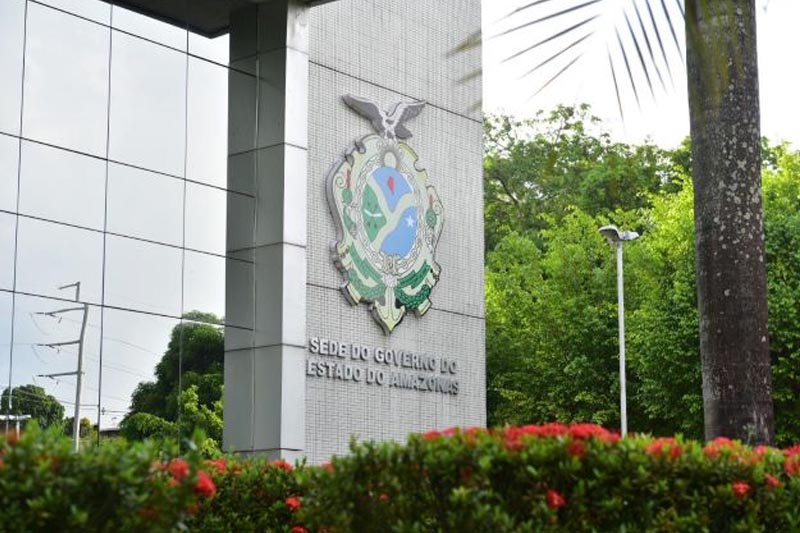 Governo do AM decreta ponto facultativo na quinta-feira; repartições terão feriado prolongado