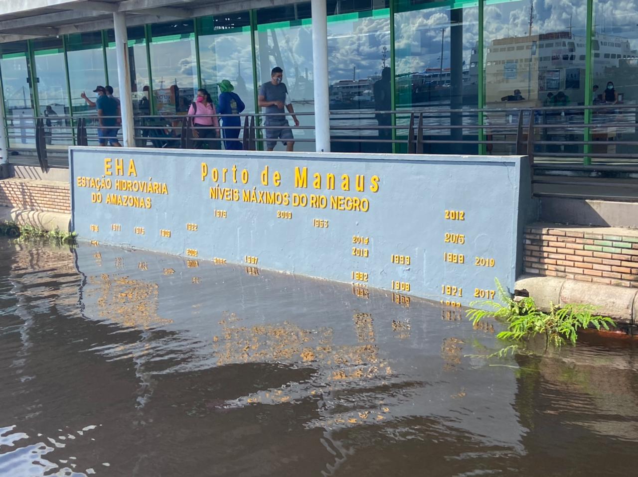 Rio Negro já começa a subir e atinge 18,93 metros em Manaus