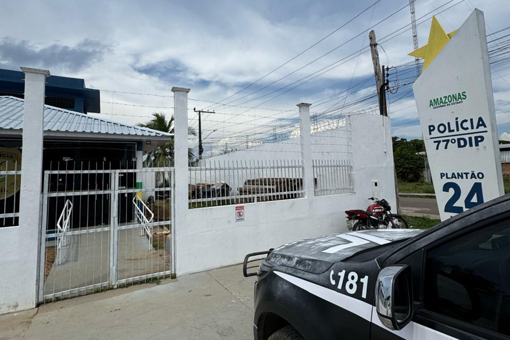 Vídeo: criança de 6 anos é torturada e jogada pela janela por padrasto no AM; mãe está presa