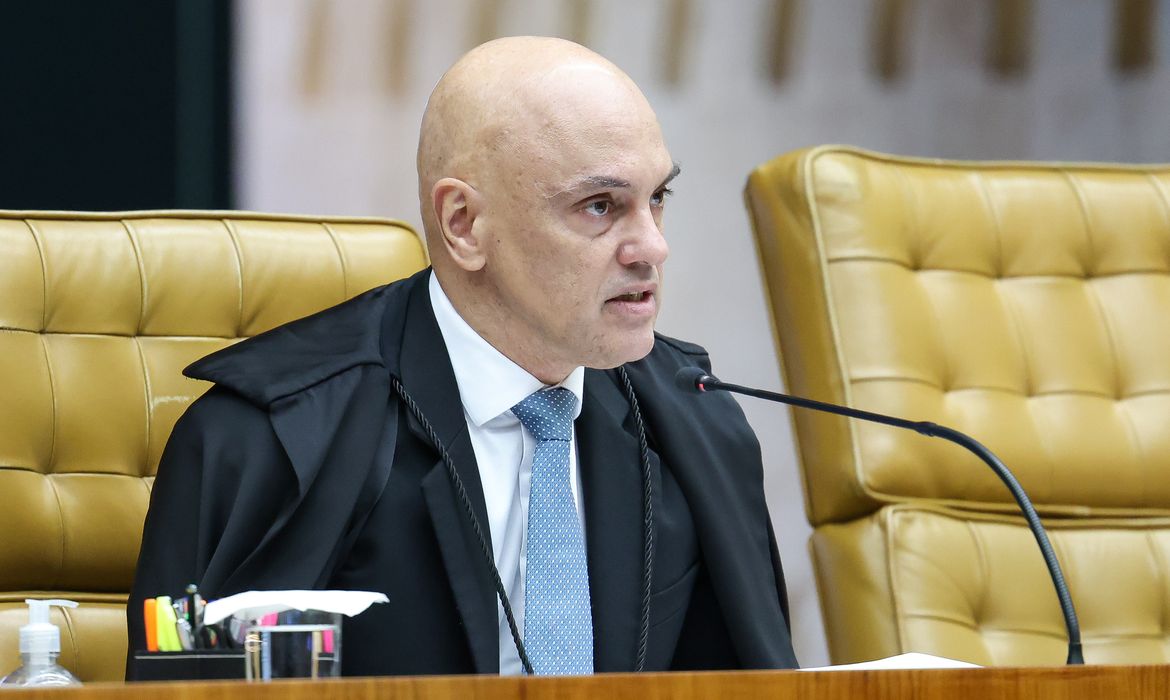 Fachin decide tirar Moraes da relatoria do inquérito das fake news