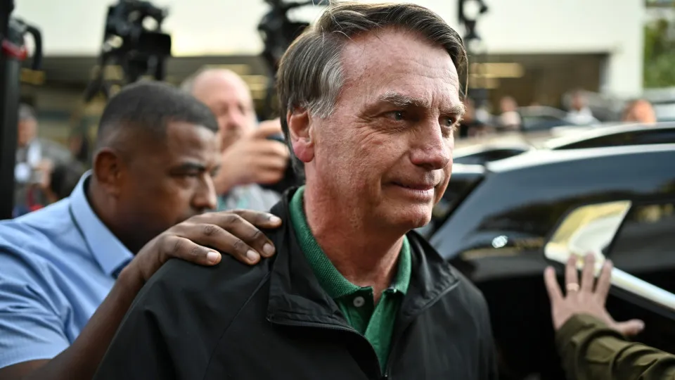 Familiares podem visitar Bolsonaro sem pedir autorização ao STF