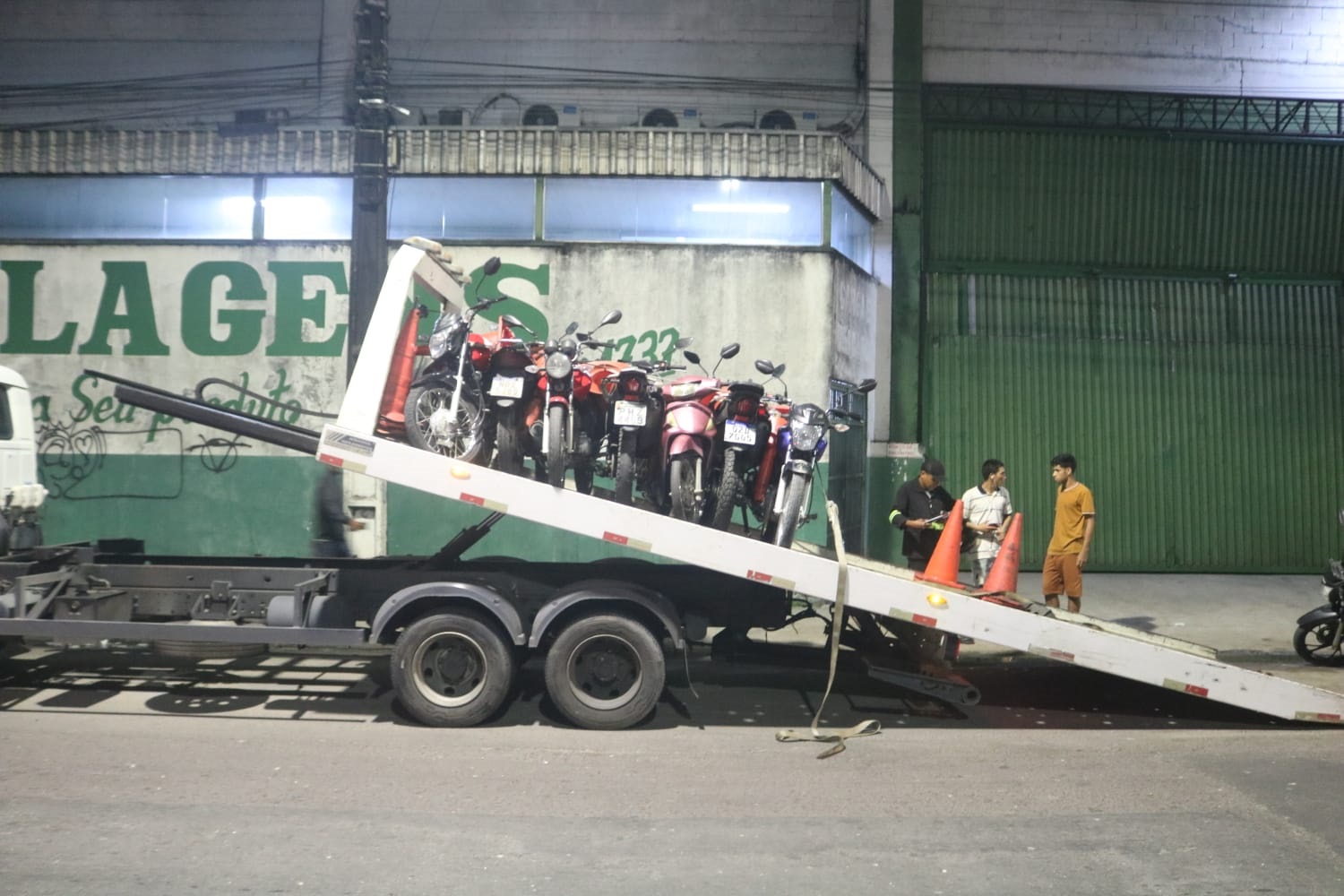 Cerca de 30 veículos foram apreendidos durante operação do Batalhão de Trânsito