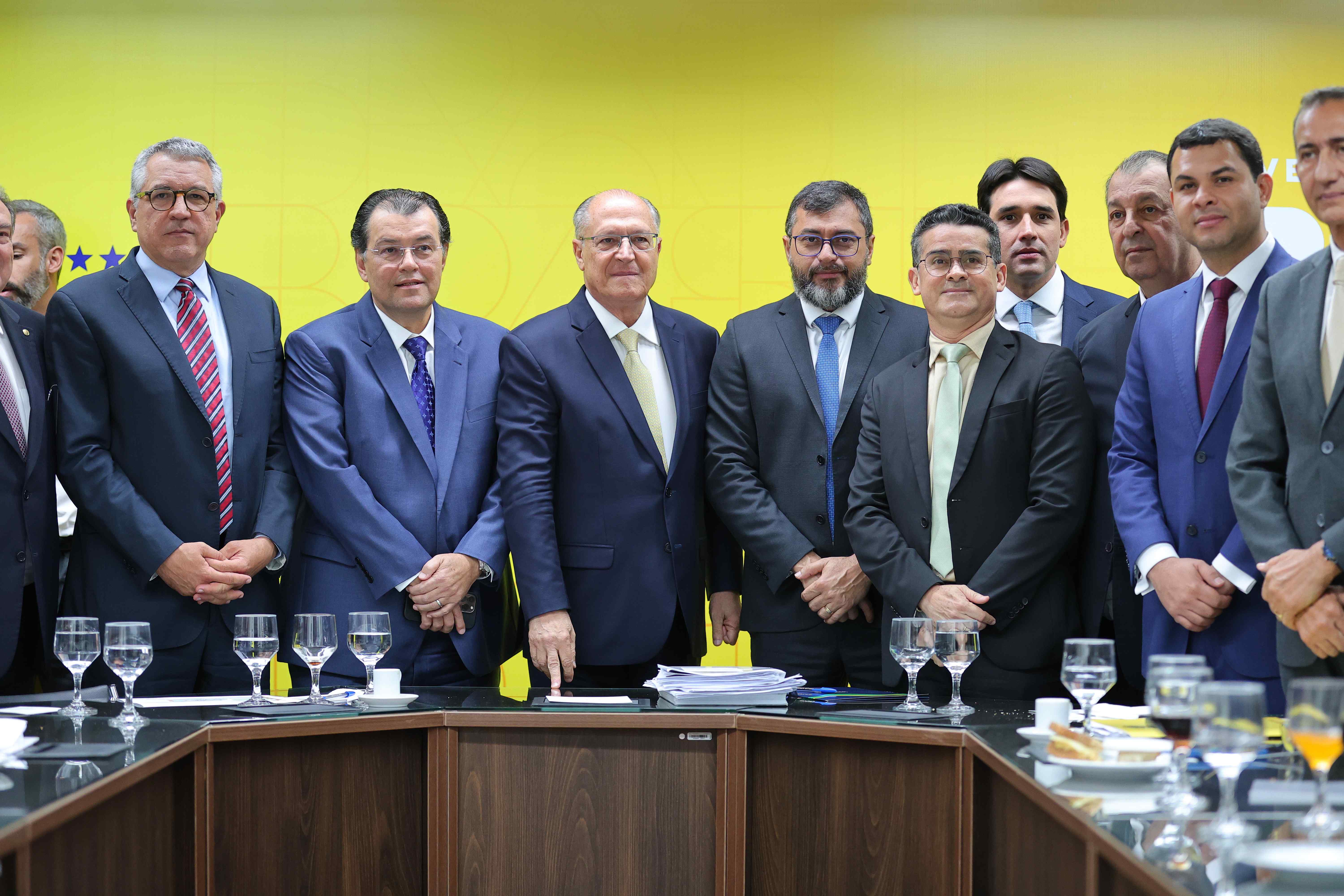 Wilson Lima se reúne com Alckmin para reforçar ações de enfrentamento à estiagem no AM