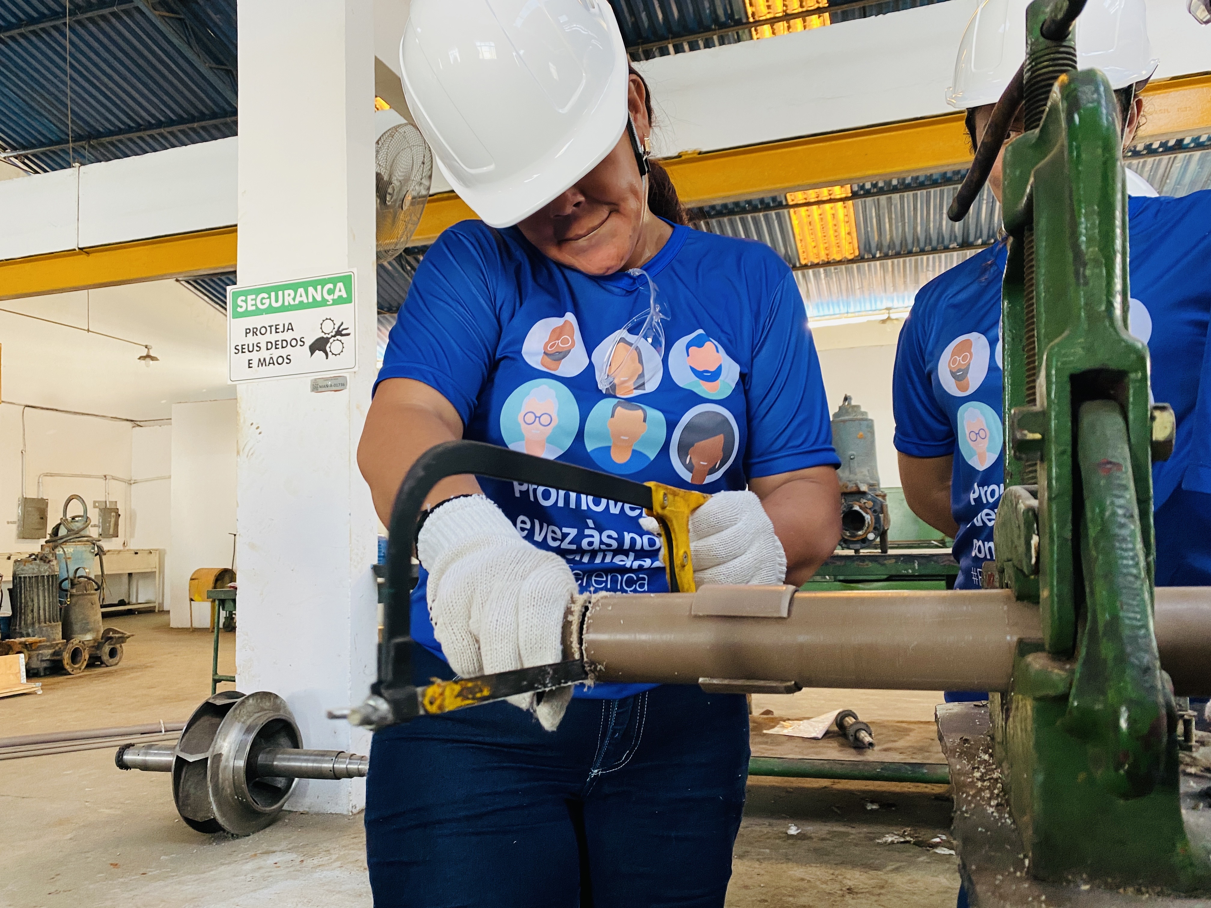 Águas de Manaus oferece cursos gratuitos de Bombeiro Hidráulico e Assistente Administrativo