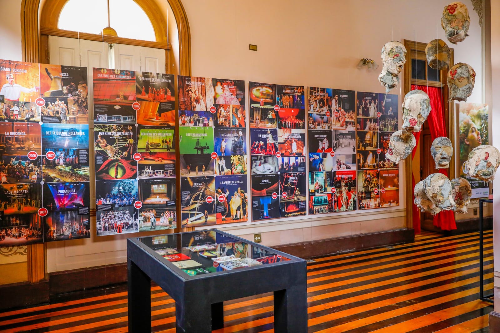 'Ópera na Floresta': exposição marca 25 edições do Festival Amazonas de Ópera