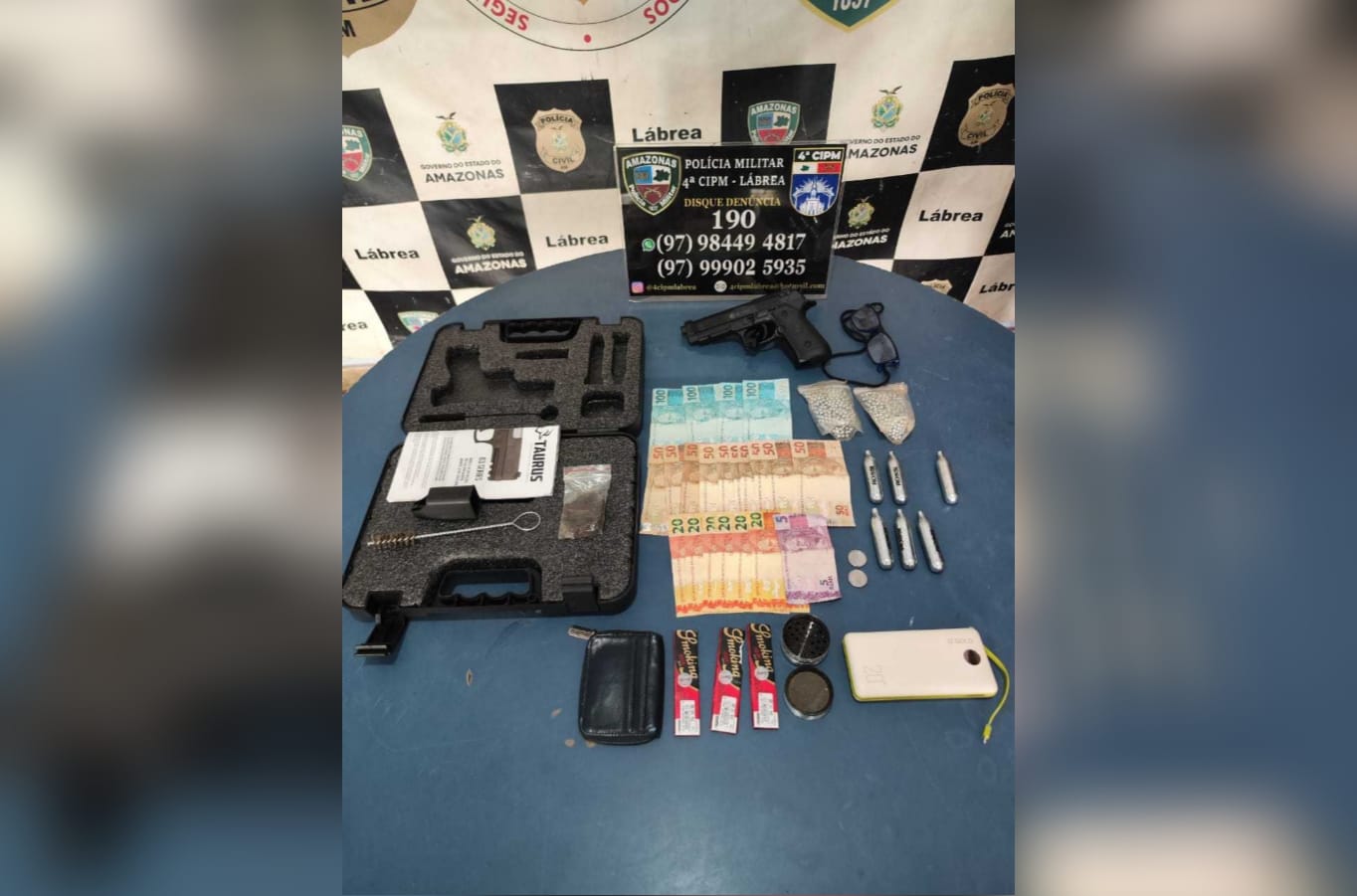 Idoso usa arma falsa para ameaçar matar alunos em escola no AM