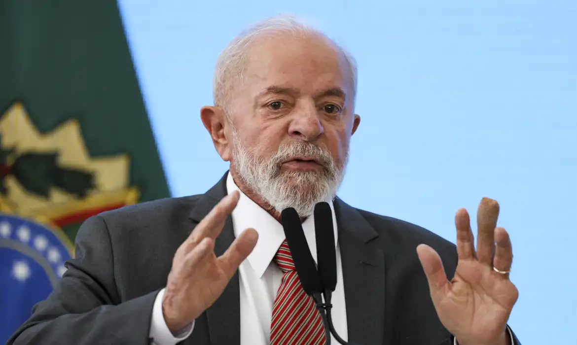 Aprovação de Lula cresce e vai a 46%, aponta pesquisa Genial/Quaest