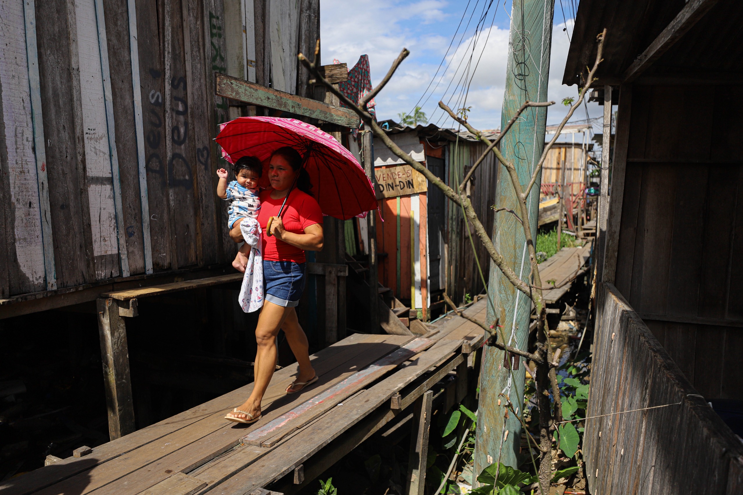 DPE-AM realiza vistoria em áreas de risco das zonas Norte, Leste e Oeste de Manaus