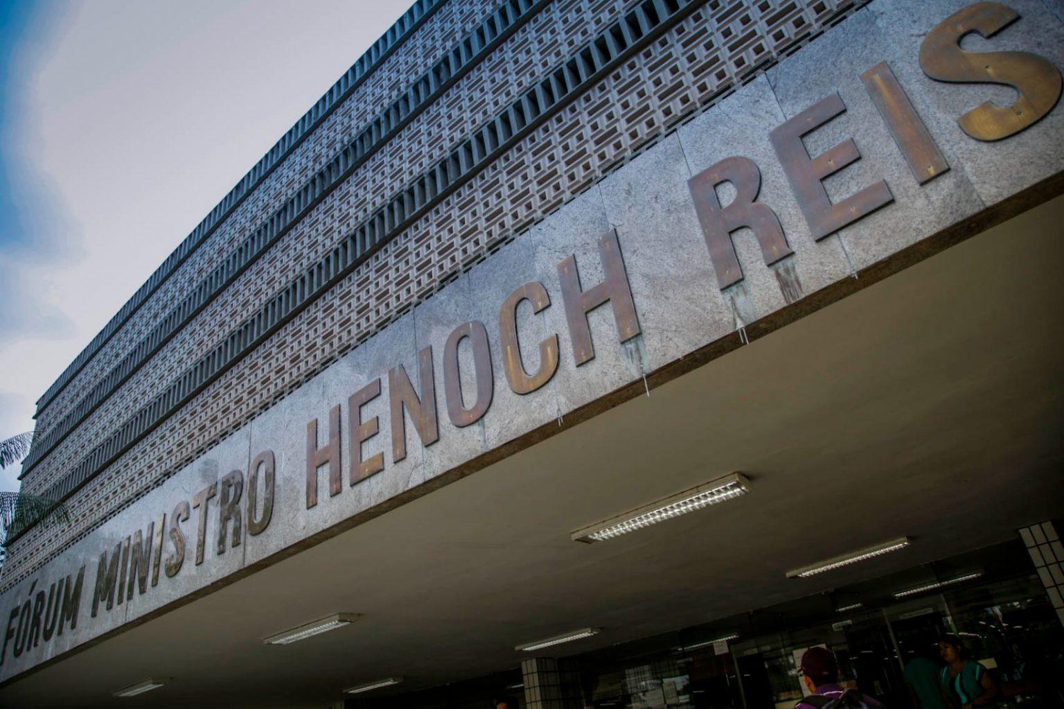 Influencer é condenada por homicídio culposo em acidente que matou motociclista em Manaus