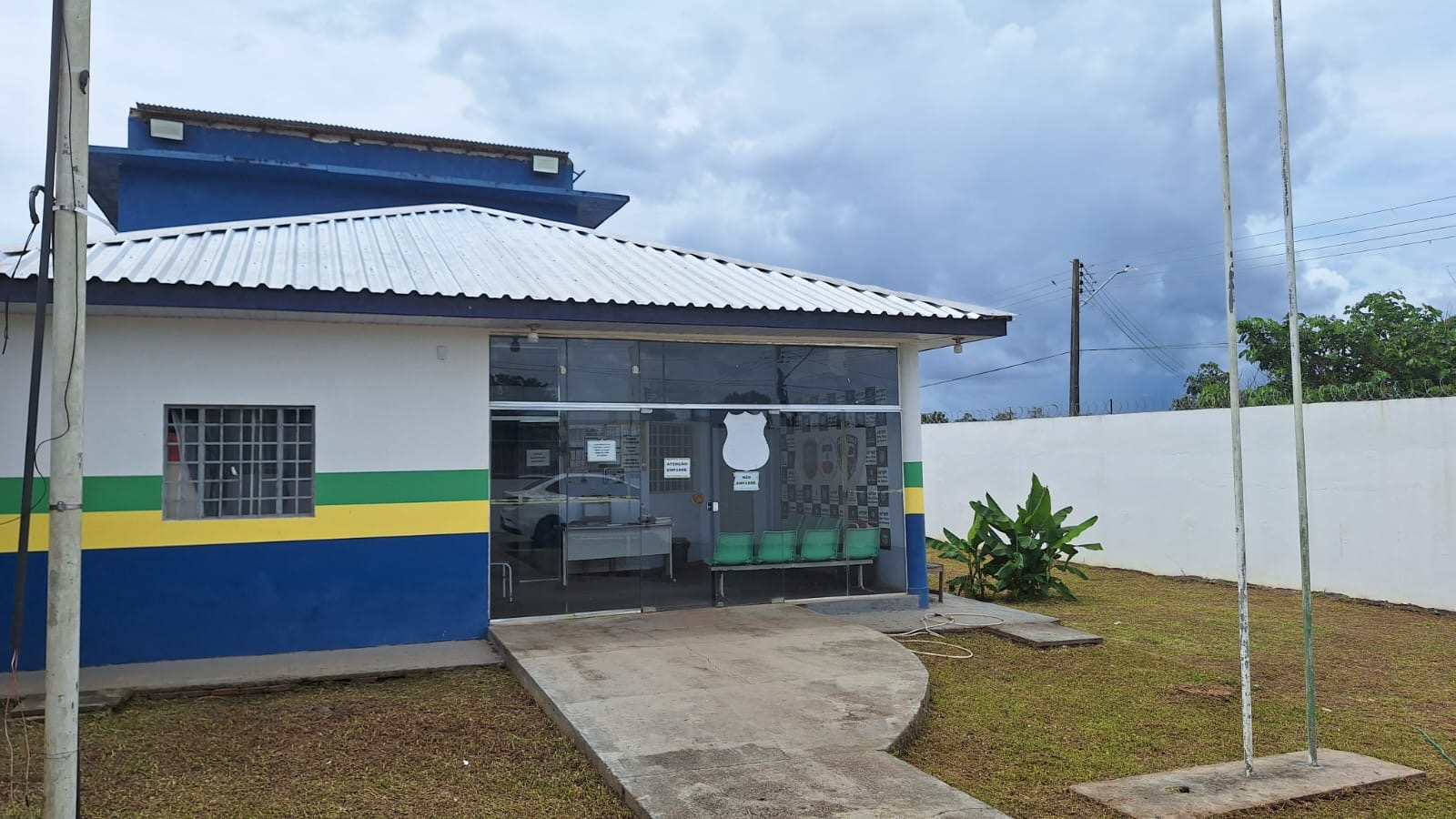 Homem é preso após fraturar perna da companheira em Boa Vista do Ramos