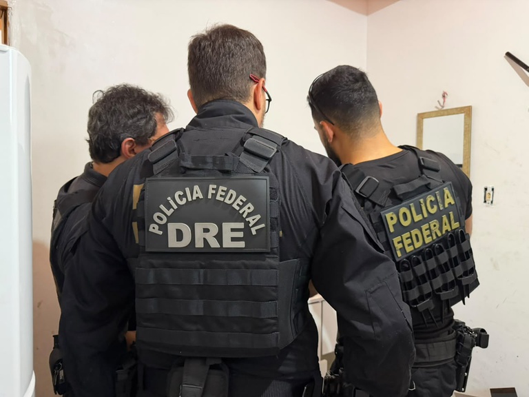 PF prende homem por armazenar material de abuso sexual infantojuvenil em Manaus