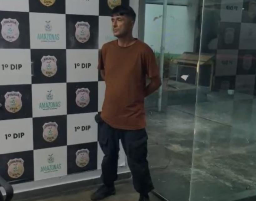 Homem é preso por invadir igreja e agredir padre na Praça 14