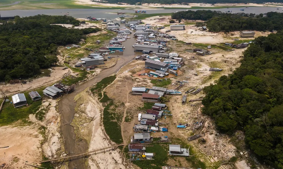 Seca na Amazônia atingiu 38% das áreas habitadas no último El Niño