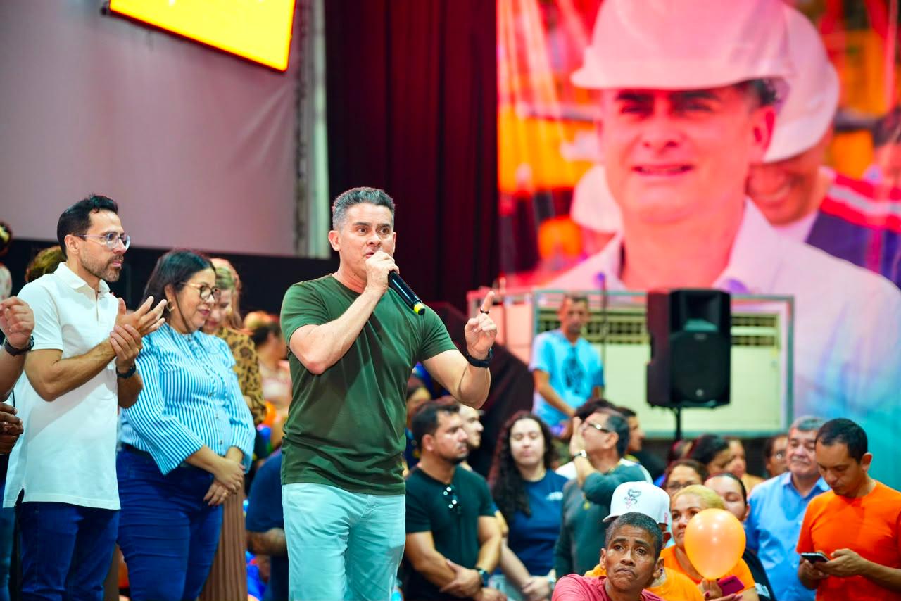 David Almeida apresenta plano para acabar com filas do SISREG