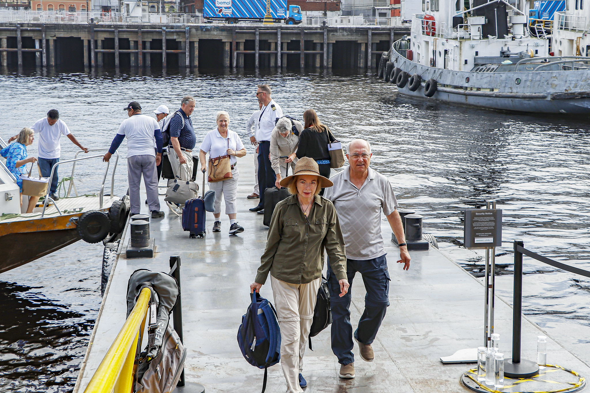Mais de 300 turistas desembarcam no Porto de Manaus