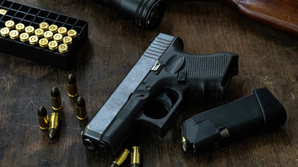 PF abre dados de CACs e expõe explosão nos registros sob Bolsonaro