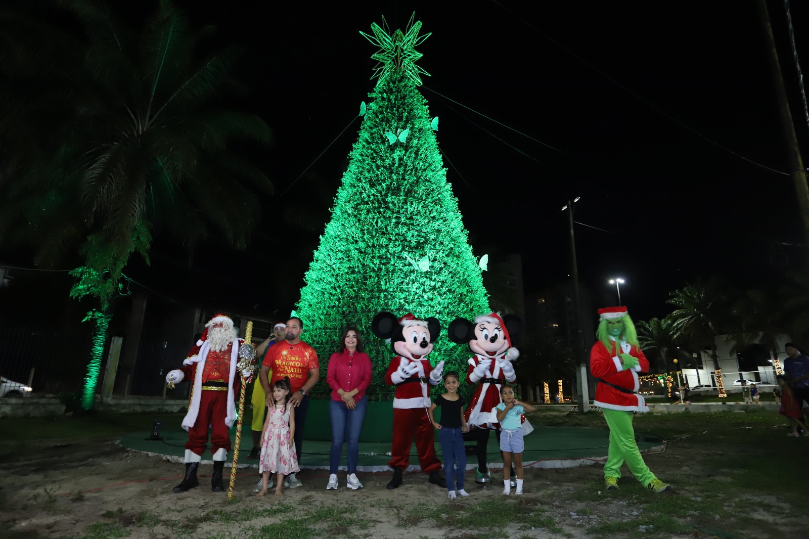 Prefeitura inaugura “Árvore Viva” com cinco mil mudas no Parque 10