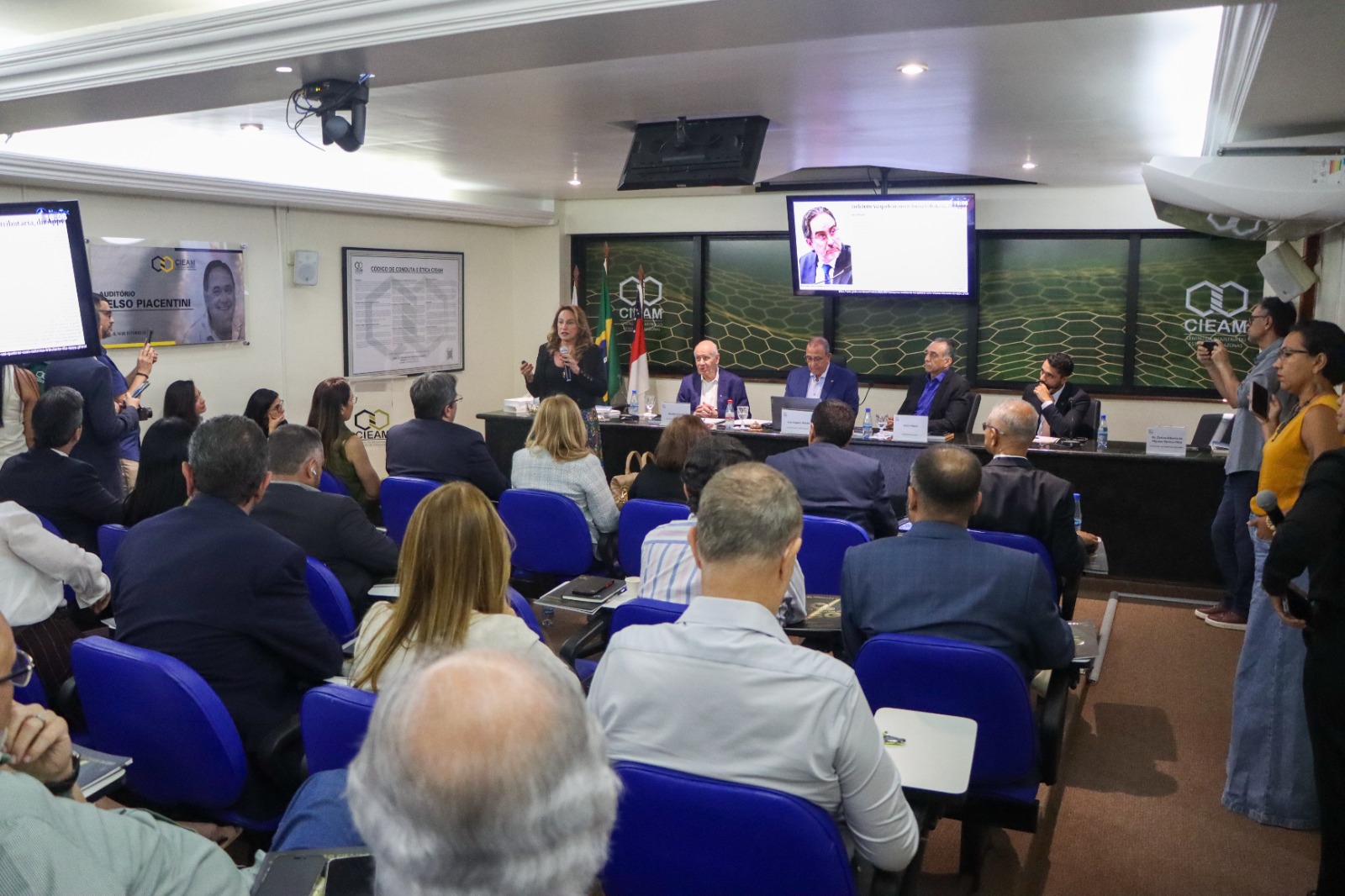 Serafim Corrêa destaca importância da ZFM durante reunião do Conselho Superior do Cieam