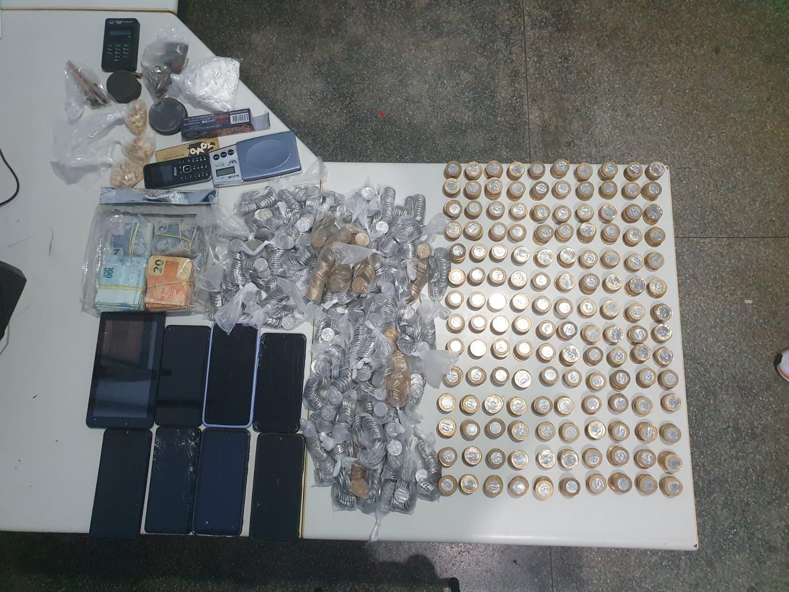 Trio é preso com mais de R$ 11 mil proveniente do tráfico de drogas