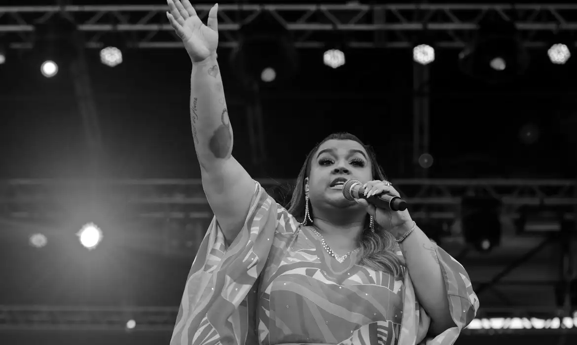 Morre Preta Gil, aos 50 anos, durante tratamento de câncer nos EUA