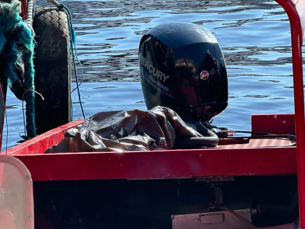 Com marcas de tiros, corpo é encontrado boiando no Rio Negro