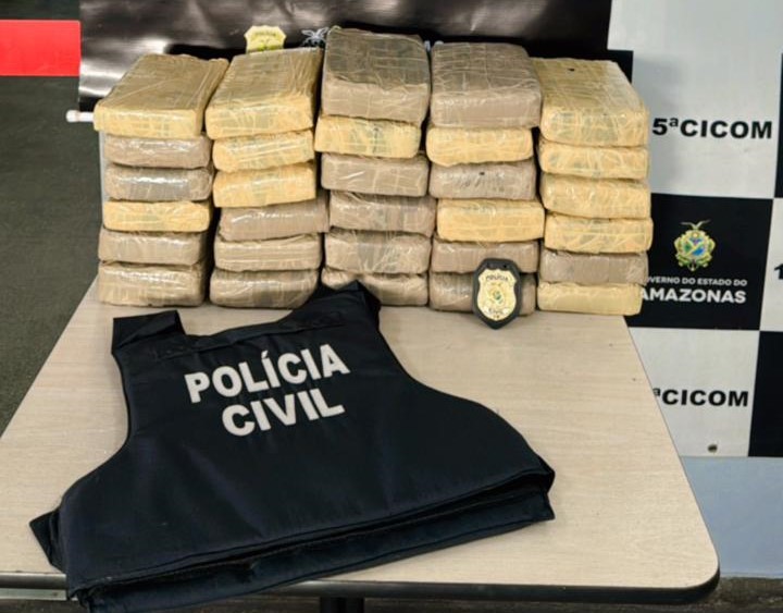 Polícia apreende 30 quilos de skunk na Ponte Rio Negro