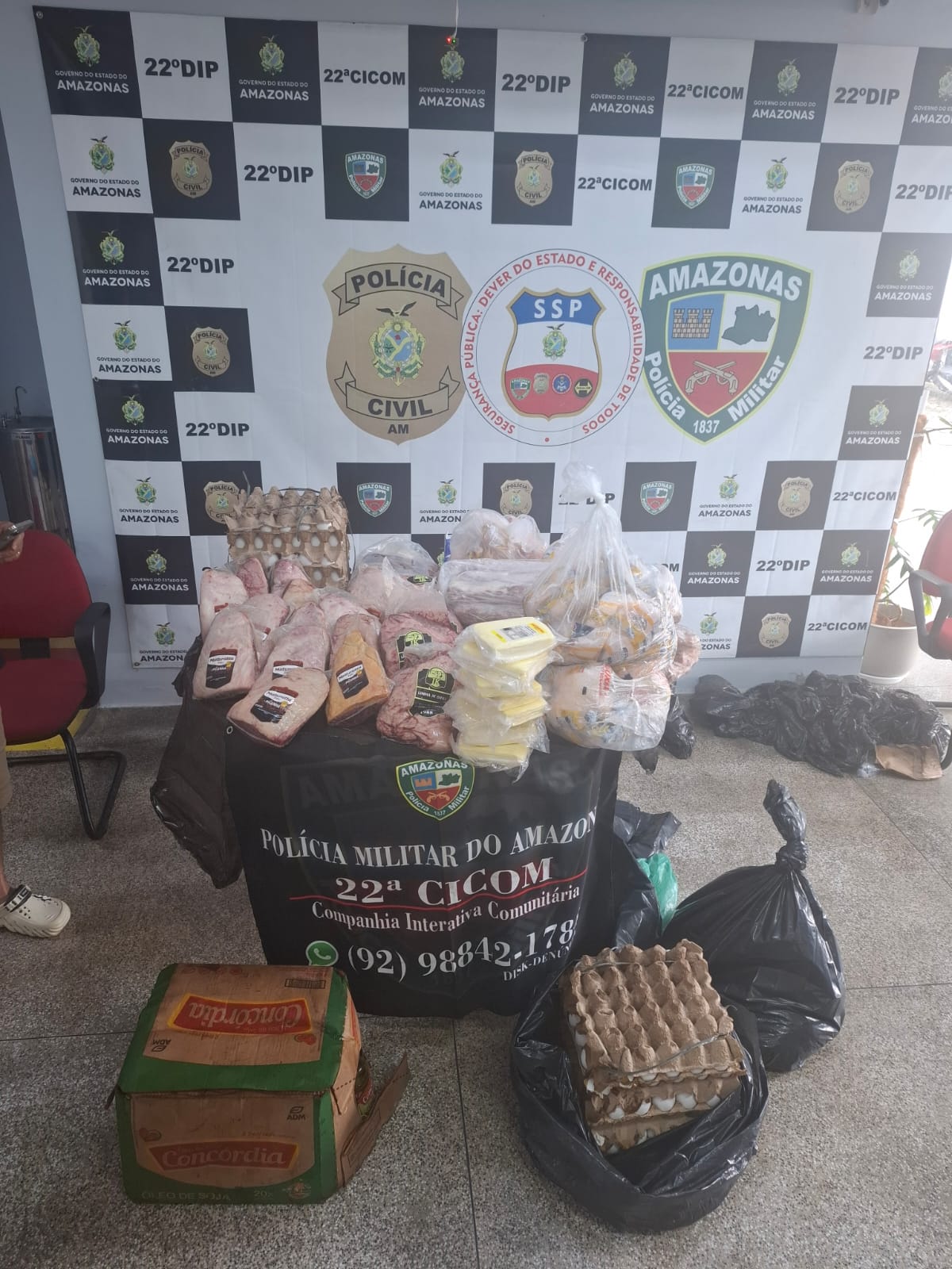 Funcionárias são presas por furtar peças de picanha, maminha e outros alimentos em Manaus