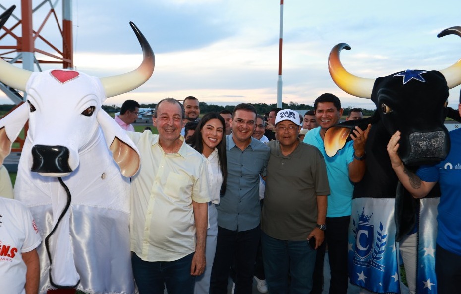 Omar inicia campanha ao Governo do Amazonas com agendas na capital e no interior