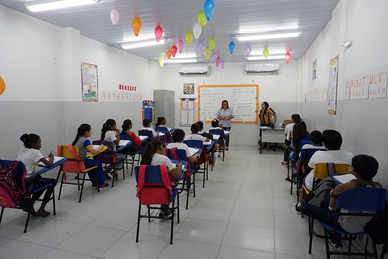 Após suspensão por fumaça, escolas estaduais do AM voltam na segunda