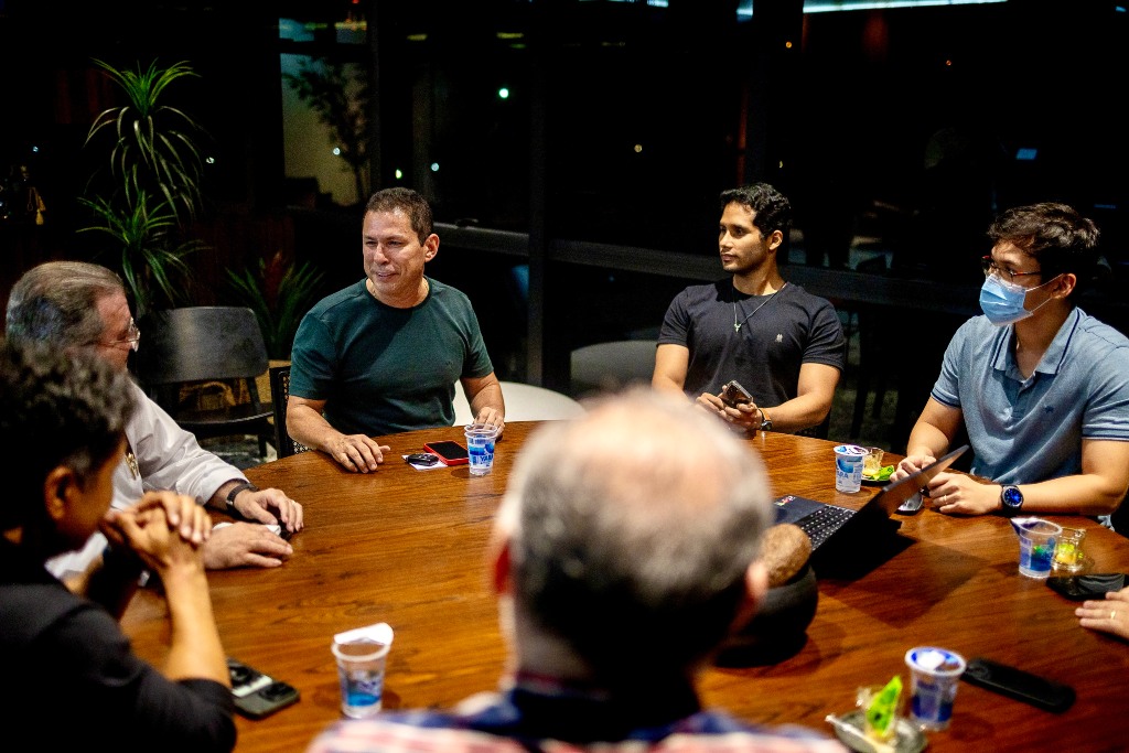 Marcelo se une à Academia e discute futuro de Manaus com uso de tecnologia